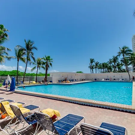 Ocean Front Resort Studio Miami Beach Exterior photo